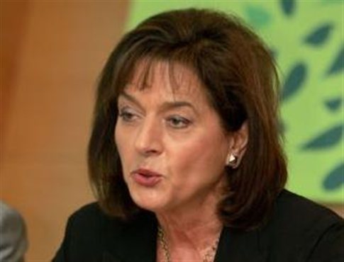 Kυβέρνηση εθνικής σωτηρίας ζητά η Βάσω Παπανδρέου