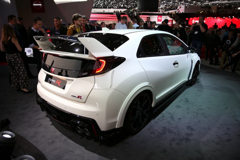 Το «hot» Honda Civic Type R στην 85η διεθνή ελβετική έκθεση αυτοκινήτου