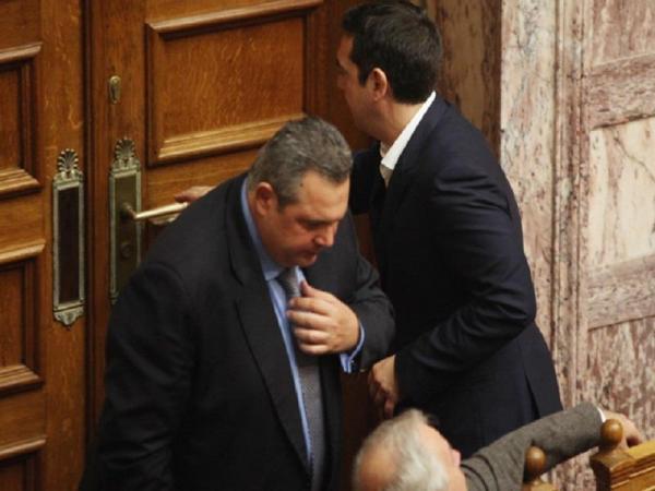 Ανω – κάτω για το Μακεδονικό: Δεν βγαίνουν τα κουκιά, δεν αποκλείονται πολιτικές εξελίξεις