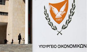 Κύπρος: Έντονες οι αντιδράσεις των κομμάτων για τις αποφάσεις του Eurogroup