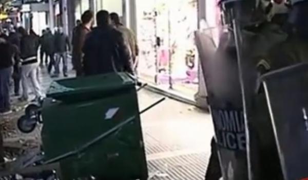 Ενταση και στη Θεσσαλονίκη, στην πορεία για το Πολυτεχνείο