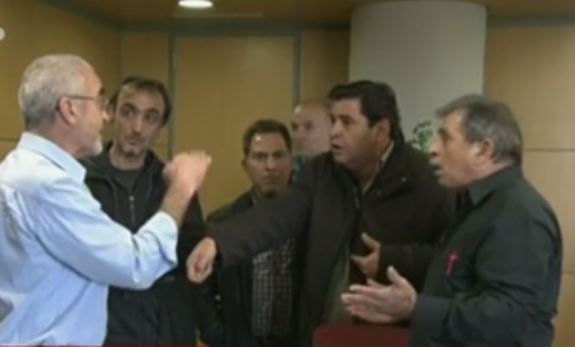 Δήμος Θεσσαλονίκης: Παρουσία αστυνομικών ο επανέλεγχος συμβάσεων