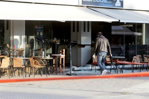 Μακελειό με 15 τραυματίες σε νυχτερινό μαγαζί στο Μικρολίμανο