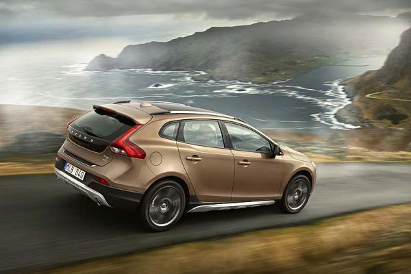 Volvo V40 Cross Country 2013
