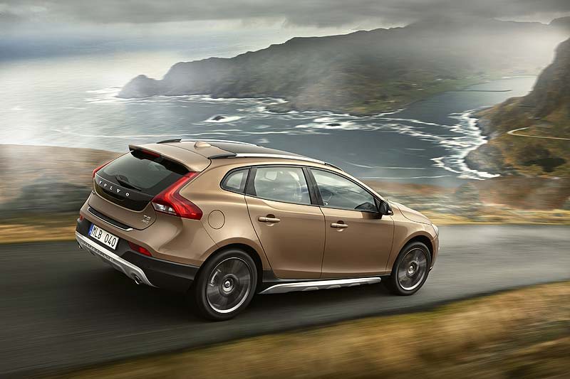 Volvo V40 Cross Country 2013