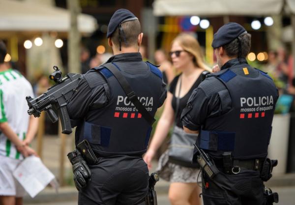 Συναγερμός στη Βαρκελώνη για κίνδυνο τρομοκρατικής επίθεσης