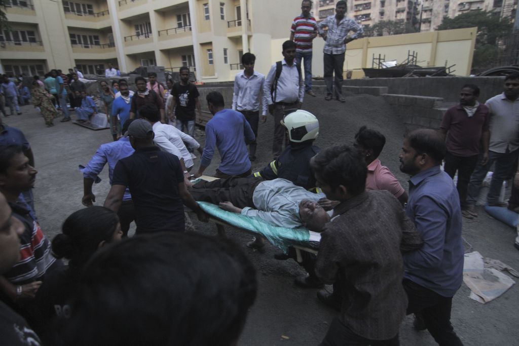 Ινδία: Έξι νεκροί και δεκάδες τραυματίες από φωτιά σε νοσοκομείο