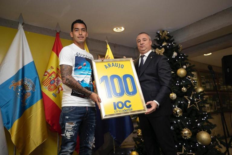 Τίμησε τον 100αρη Αραούχο η Λας Πάλμας