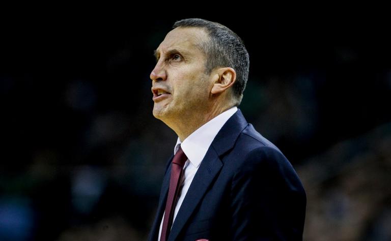 Μπλατ: «Δεν νικάς με 20 καλά λεπτά, στη συνέχεια χάσαμε 16 μπάλες»