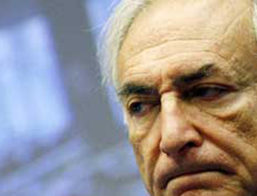 Προβλέπει ύφεση 2% για το 2010 και περιμένει ανεργία στο 12%