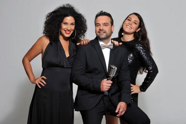 Δώρος Δημοσθένους, Γιάννα Βασιλείου και Sugahspank! μιλούν -και τραγουδούν- για τα Χριστούγεννα