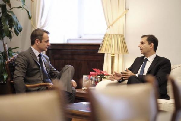 Στη Νέα Δημοκρατία ο Χάρης Θεοχάρης