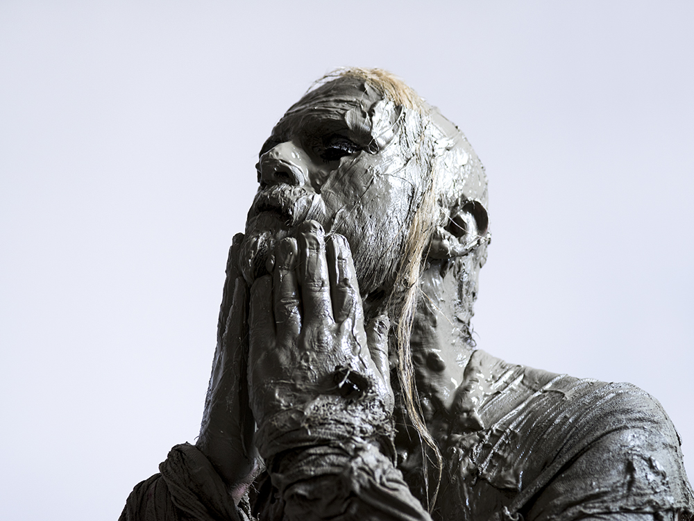 «Ο Άσχημος» στο Tempus Verum σε σκηνοθεσία Γιώργου Λάλου