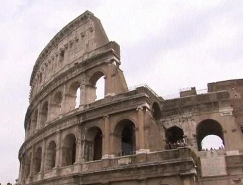 Το Κολοσσαίο καταρρέει, προειδοποιούν Ιταλοί επιστήμονες