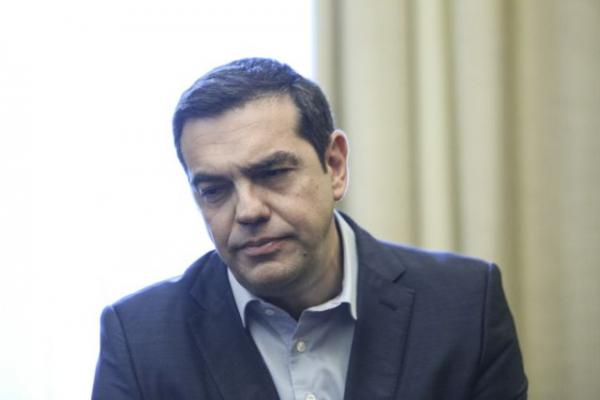 «Αγιος Βασίλης» ο Τσίπρας σε μια οικονομία που δεν θα αντέξει για πολύ