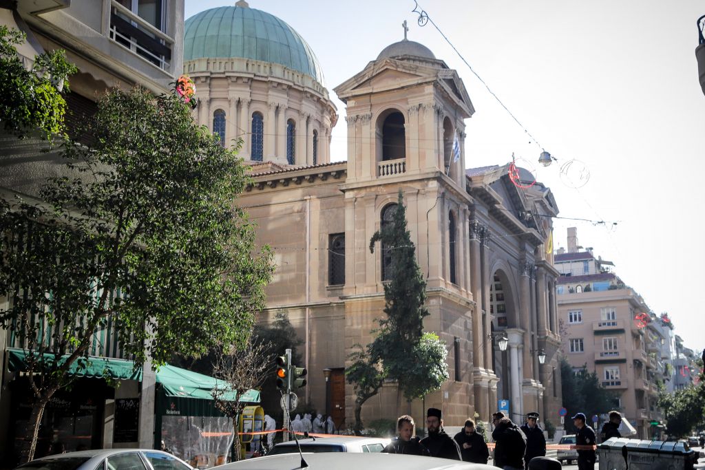 Κολωνάκι: Στοιχεία από κάμερες ασφαλείας εξετάζει η αστυνομία