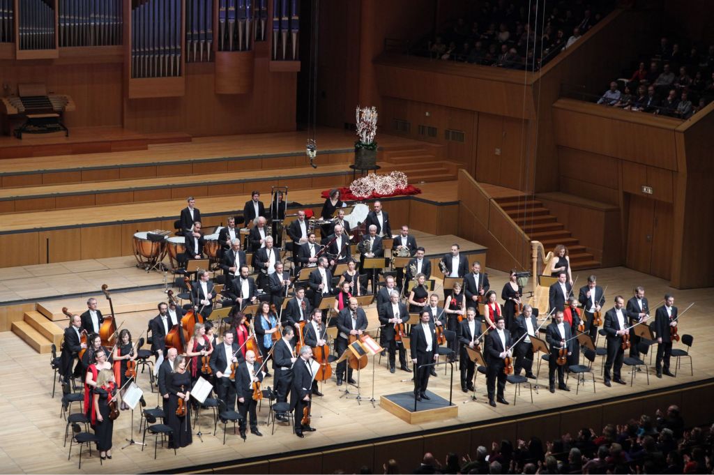 Εορταστικό γκαλά με την Κρατική Ορχήστρα Αθηνών