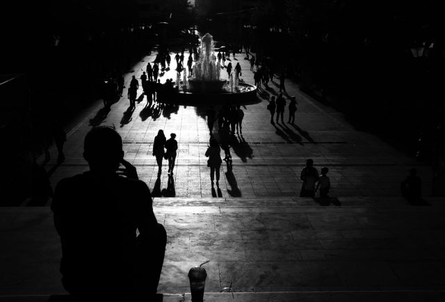 «Ωρολογιακή βόμβα» το ιδιωτικό χρέος στην Ελλάδα