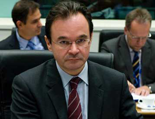 «Ακολουθεί το δρόμο της Αργεντινής»