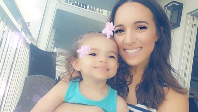 Καλομοίρα: Η αντίδραση της κόρης της όταν είδε τον Άγιο Βασίλη