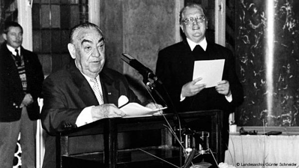 «Ο τραγουδιστής του Άουσβιτς»