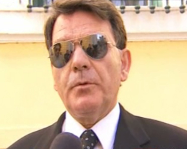 Αντεπίθεση από Πατέρα με μήνυση κατά του Αχιλλέα Μπέου