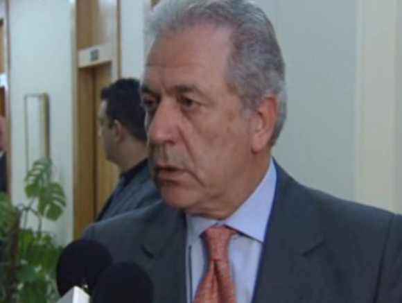 Ορθώς η Ελλάδα συμμετέχει στο επιχειρησιακό σχέδιο για τη Λιβύη, είπε ο Δ.Αβραμόπουλος