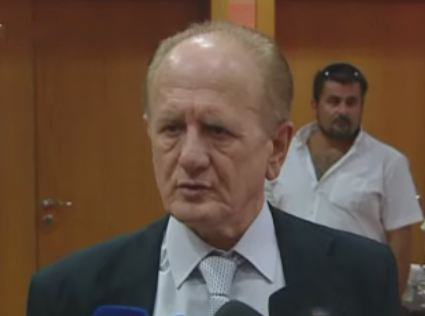 Στάση αναμονής από τους ιδιοκτήτες ταξί