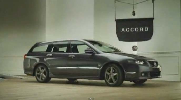 Oι καλύτερες τηλεοπτικές διαφημίσεις αυτοκινήτου – Honda Accord