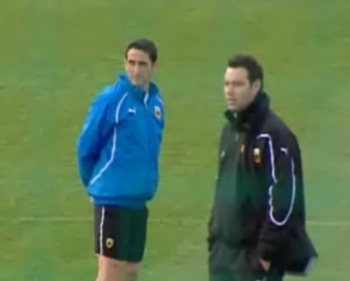 ΑΕΚ: Με ενοχλήσεις ο Δέλλας, αποχώρησε ο Λεονάρντο