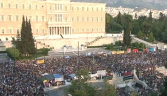 Οι «Αγανακτισμένοι» στο Σύνταγμα για πέμπτη ημέρα