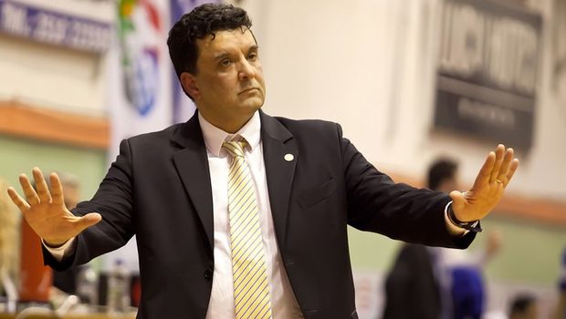 Ο Αγγέλου, ο Καστρίτης και ο Γκάντι!