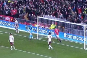 Τρεις «σφυριές» στη Φούλαμ, ηρωική νίκη της Τότεναμ και δύο αναβολές