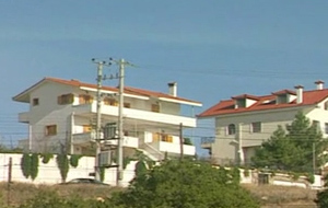 Αλλαγές της τελευταίας στιγμής για οικόπεδα και ακίνητα