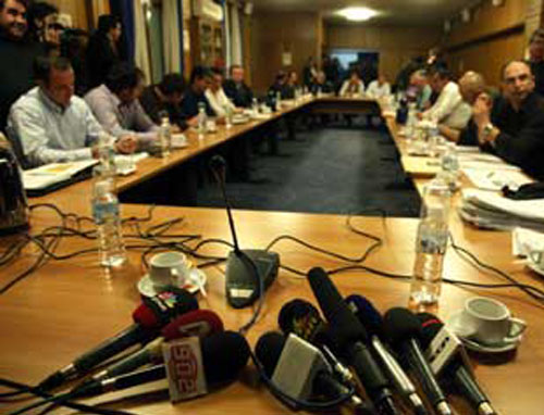 Πυρετός διαβουλεύσεων