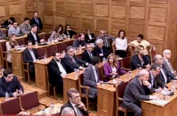 Πολιτική λύση αναζητούν βουλευτές ΝΔ – ΠΑΣΟΚ για τον φόρο στα ακίνητα