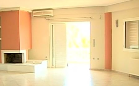 Βουτιά στις τιμές των ακινήτων