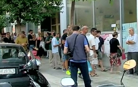 Τα capital controls έγιναν αφορμή για απολύσεις