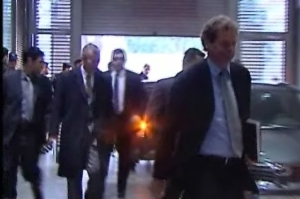 Επαφές με την τρόικα για τα μέτρα