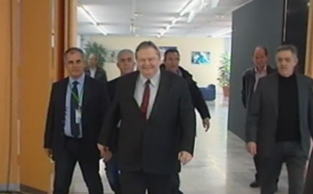 Αντίστροφη μέτρηση για τον ανασχηματισμό