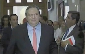 Αποχώρηση της ΔΗΜΑΡ και ανασχηματισμός «αναβαθμίζουν» το ΠΑΣΟΚ