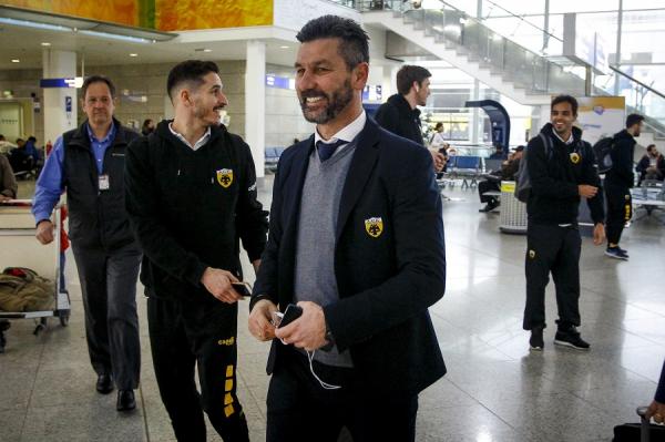 Τα «κλικ» από την αναχώρηση της ΑΕΚ για Λισαβόνα