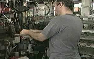 Απασχόληση 100.000 ανέργων σε τοπικά προγράμματα