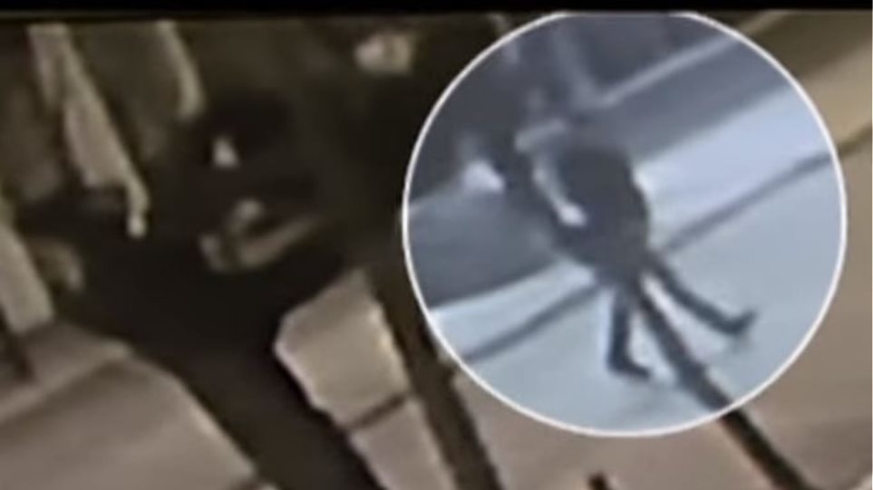 Βίντεο - ντοκουμέντο από το φριχτό τροχαίο με θύμα 20χρονο στο Αιγάλεω