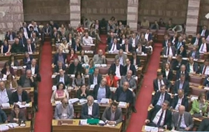 Διεθνείς πιέσεις προς την κυβέρνηση για το αντιρατσιστικό