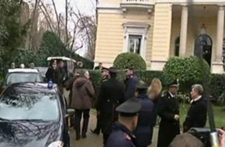 Συναγερμός για πακέτα-βόμβες στην ελληνική πρεσβεία στη Ρώμη