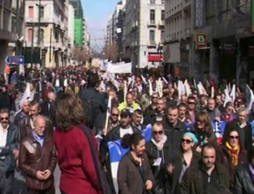 Μεγάλη απεργιακή συγκέντρωση κατά του μνημονίου και των μέτρων