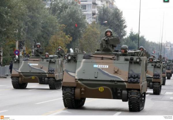 Ολοκληρώθηκε η «πριβέ» στρατιωτική παρέλαση στη Θεσσαλονίκη