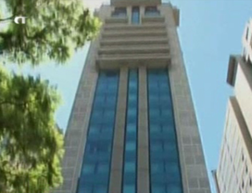 Γυναίκα στην Αργεντινή έπεσε από τον 23ο όροφο και επέζησε