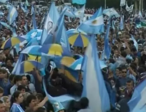 Στήριξη των Αργεντίνων οπαδών σε παίκτες και Μαραντόνα